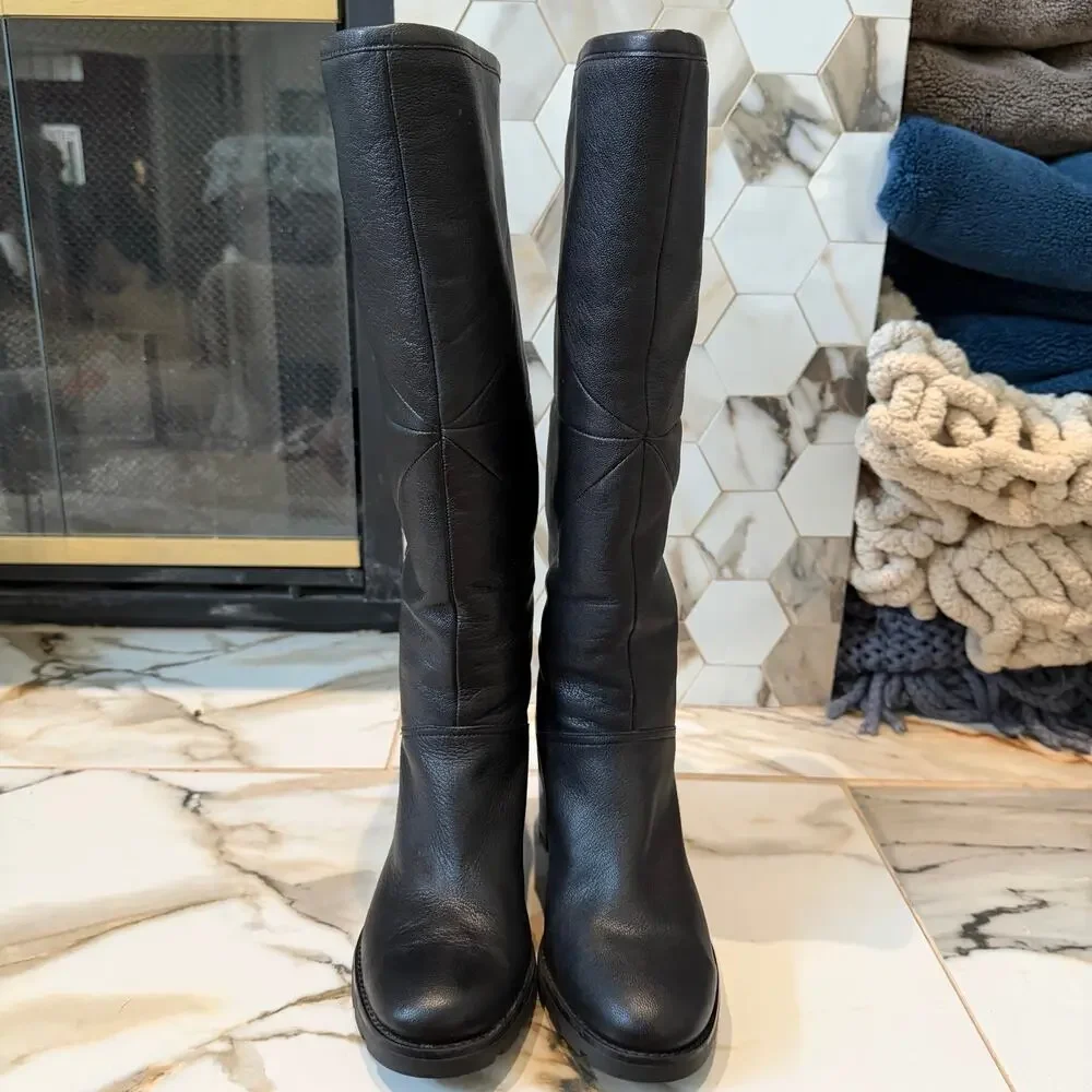 Ugg Women's Avery Tall Black Leather Shearling Interior‎ Block Heel Boots Size 8